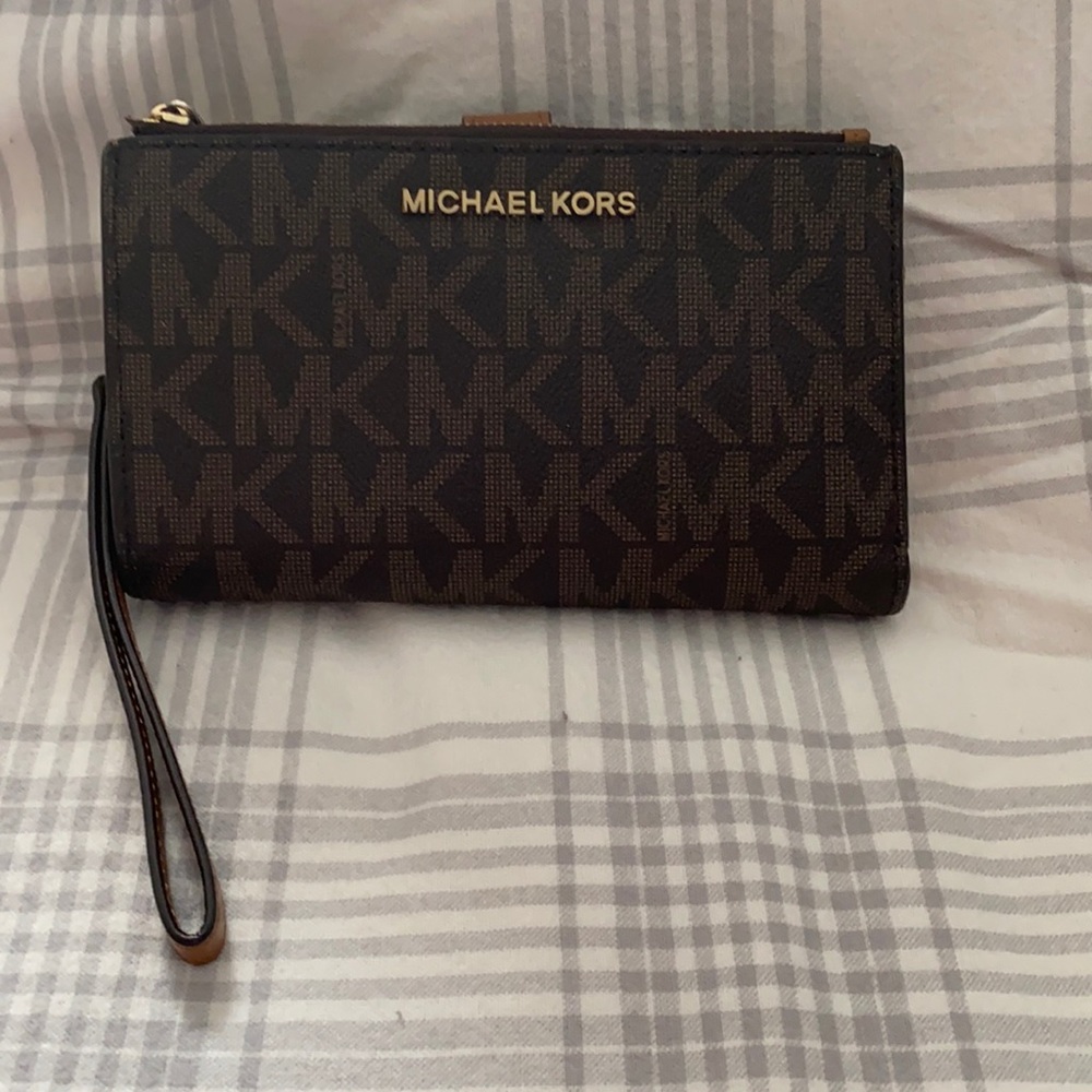 Michael Kors wallet